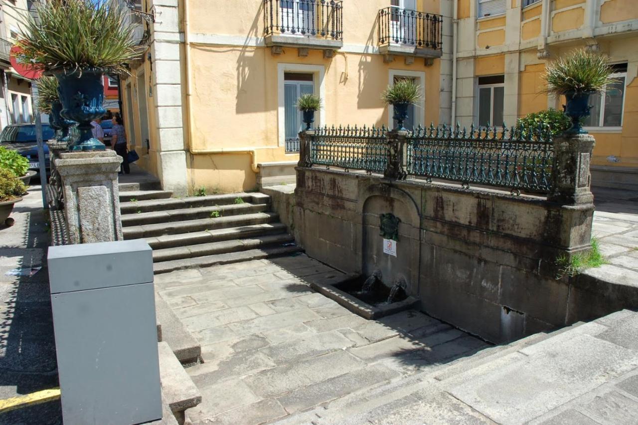 Apartamentos Oliva Caldas De Reis Exterior foto